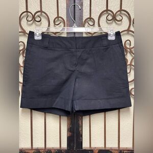 Outback Red low rise drew fit black cuffed hem shorts